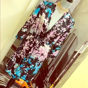 Diane Von Furstenberg 3/4 sleeve silk floral dress